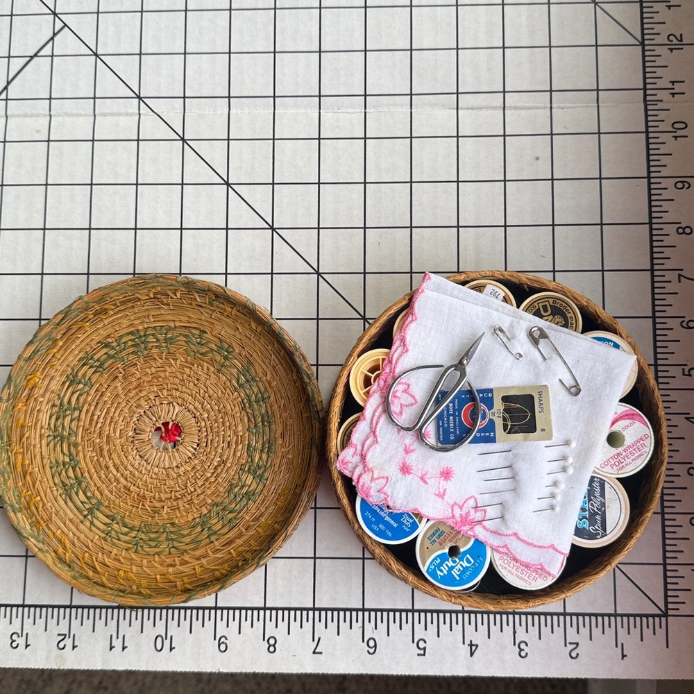 Vintage Woven Straw Sewing Basket Kit – Mid-Century Round Box w/ Thread, Needles